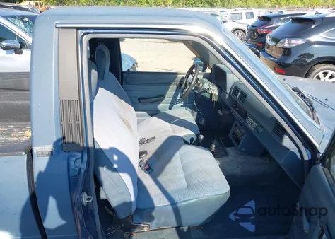 1988 Toyota Pickup Rn63 Std из США, поврежденный, VIN JT4RN63A1J5042147